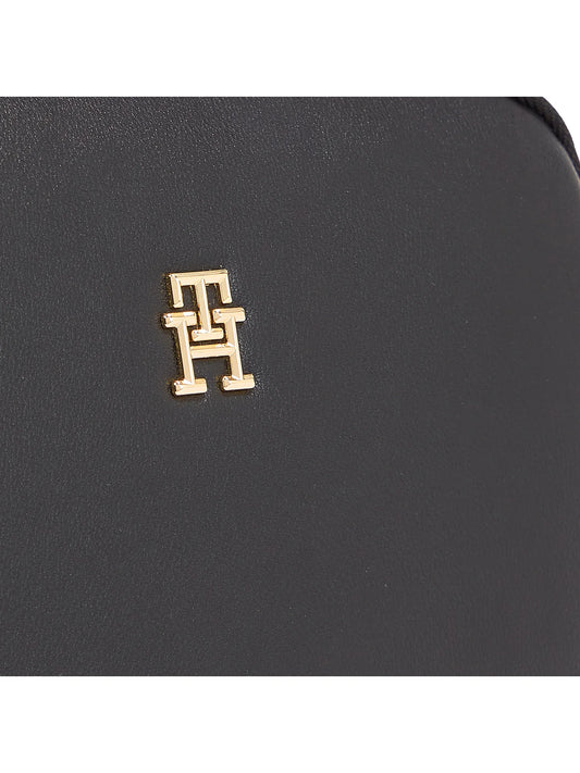 Tommy Hilfiger kabelka Poppy Plus Crossover-čierna
